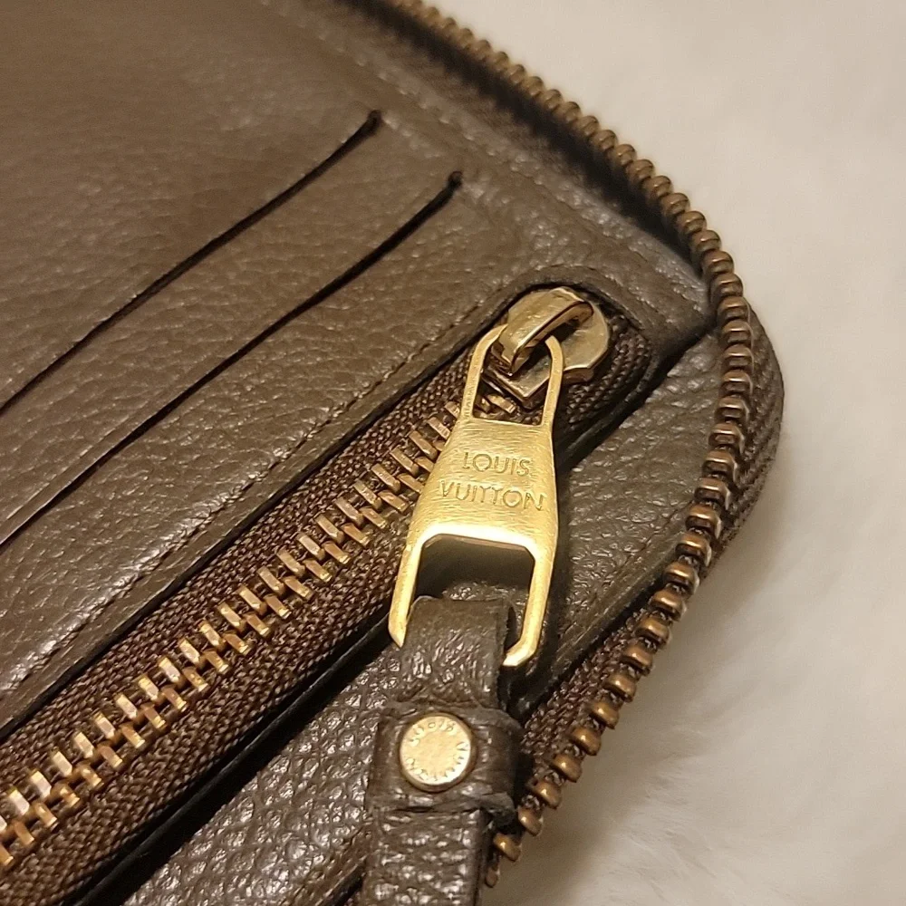 Louis Vuitton Brown Monogram Wallet - Picture 4 of 9
